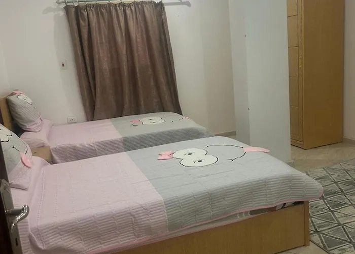 H&h Twin Apartment *